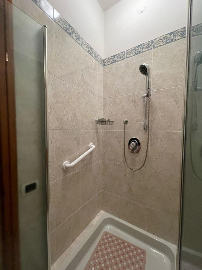 Royal Suite - Near Station & City Center Modena Luaran gambar